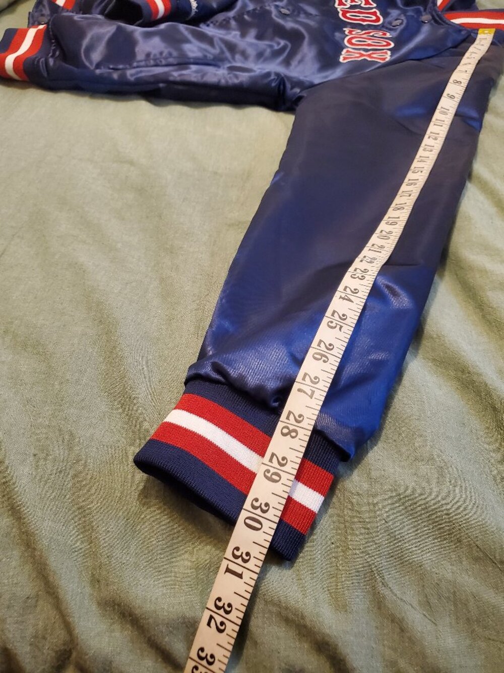 Boston Red Sox jacket - Picture 13 of 15